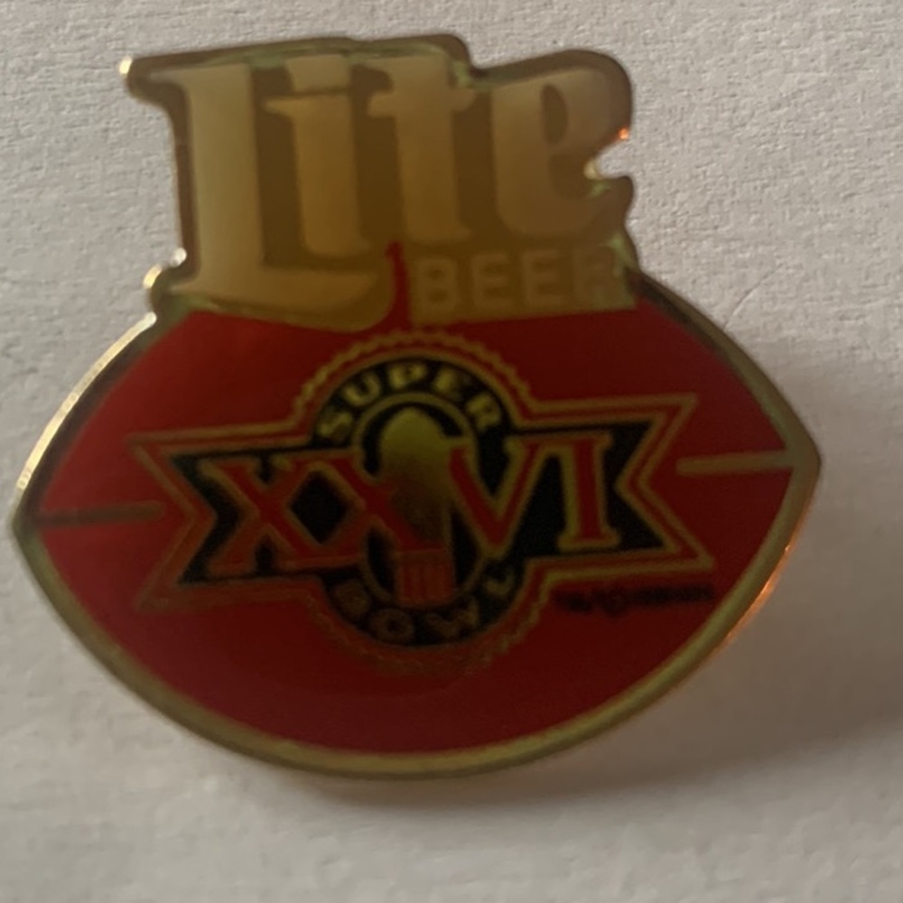 Vintage superbowl pin 1991 Miller brewing company XXVI Superbowl Gold tone pin